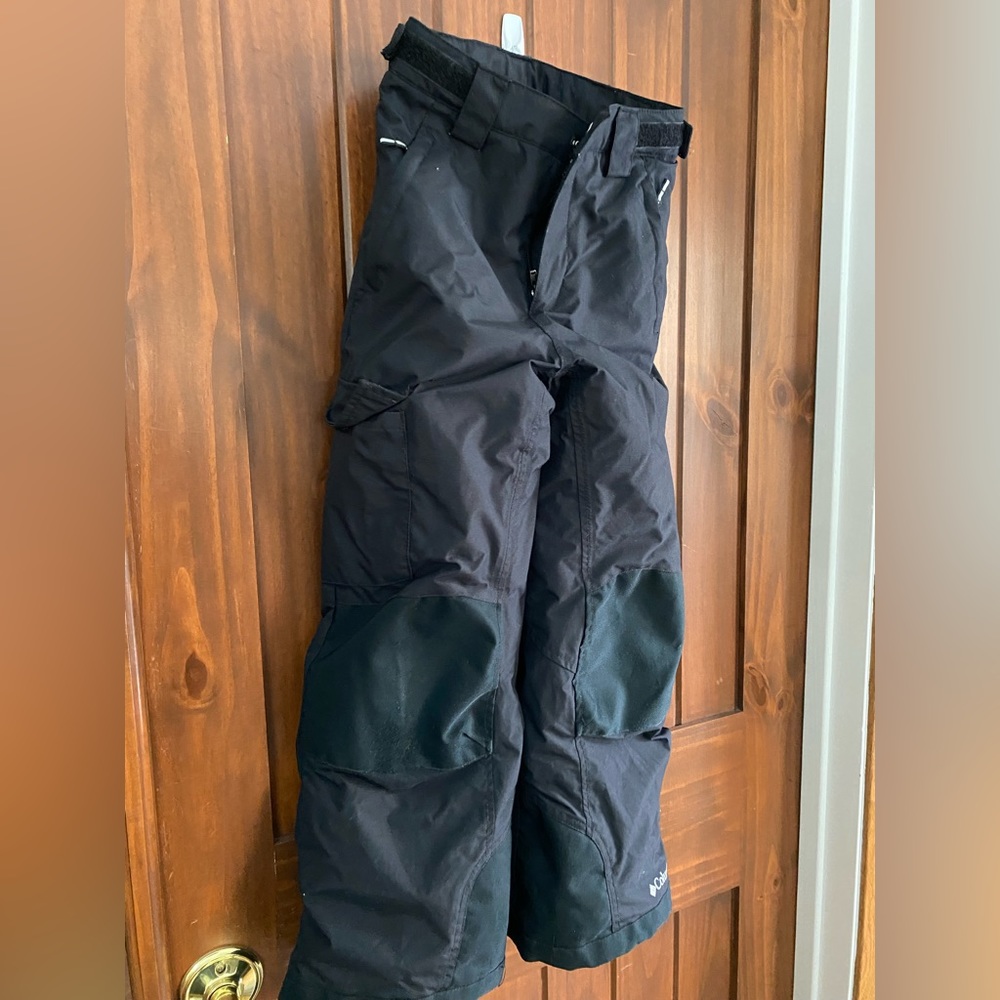 Columbia Bugaboo boys black snow pants size 8.